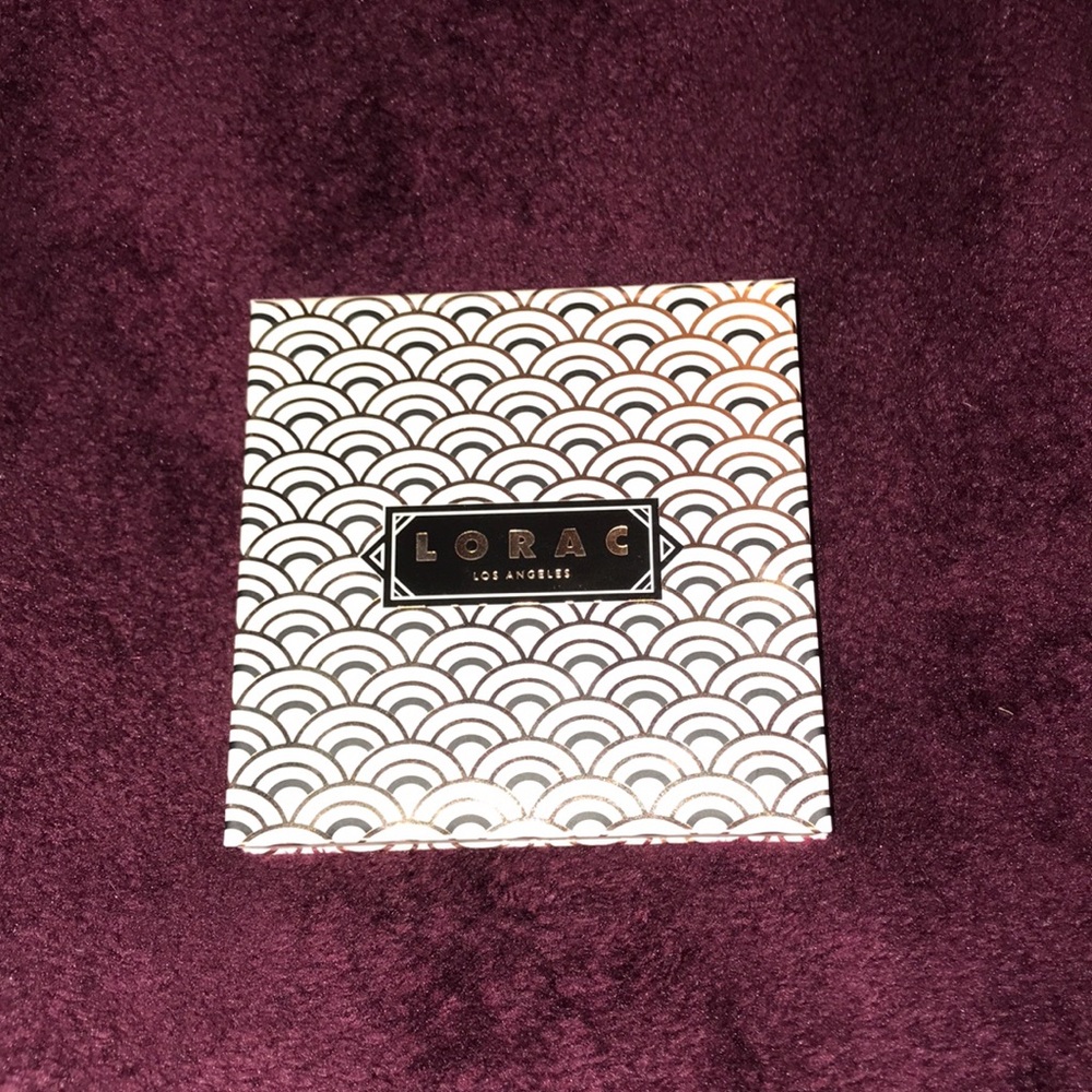LORAC limited edition blush pallet